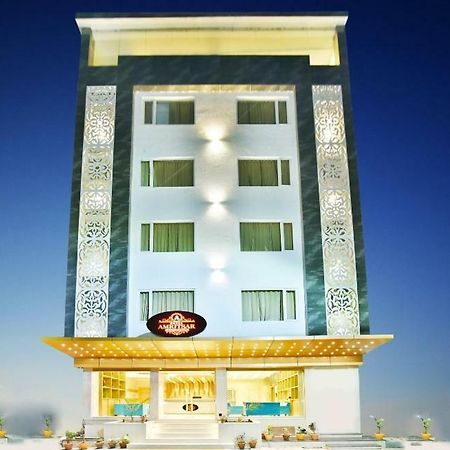 Hotel Amritsar International Exterior foto